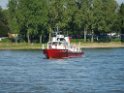 Motor Segelboot mit Motorschaden trieb gegen Alte Liebe bei Koeln Rodenkirchen P102